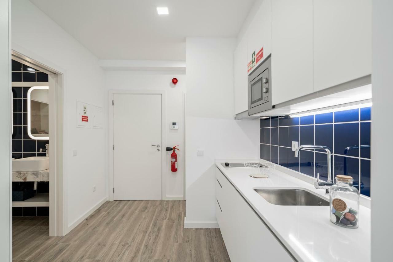 Drapes Design Apartments By An Island Apart 푼샬 외부 사진