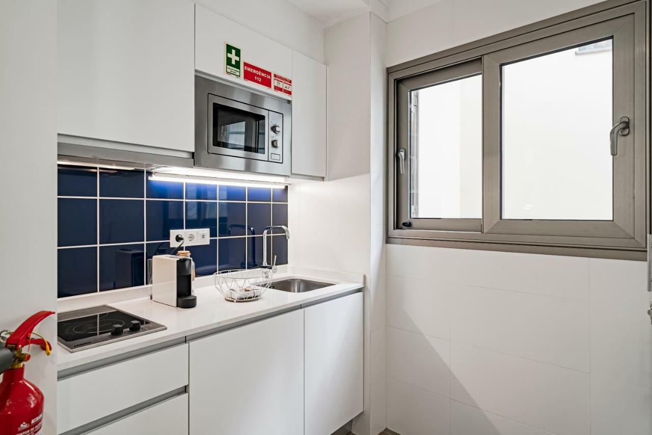 Drapes Design Apartments By An Island Apart 푼샬 외부 사진