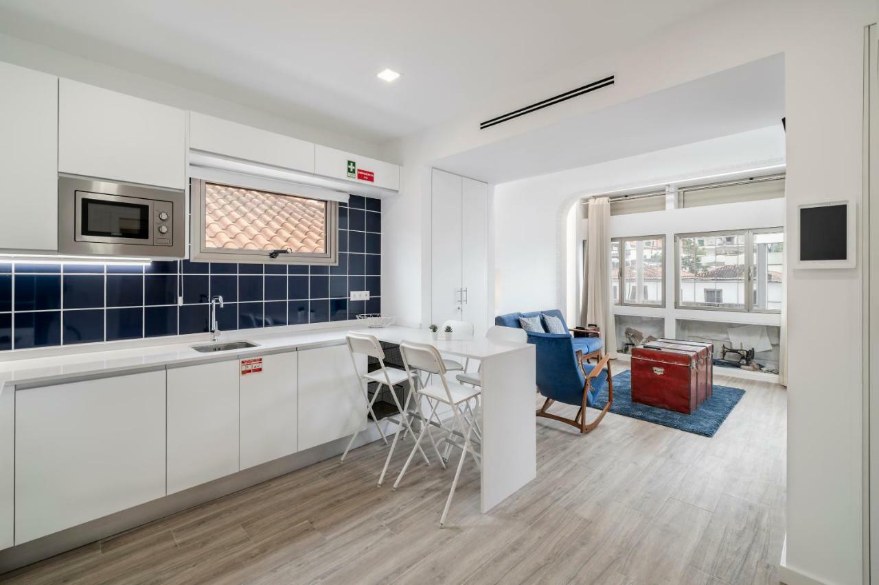 Drapes Design Apartments By An Island Apart 푼샬 외부 사진