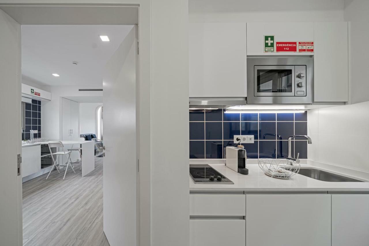 Drapes Design Apartments By An Island Apart 푼샬 외부 사진